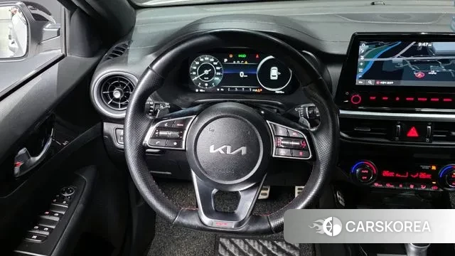 Kia The New K3 2nd generation 2021 Белый из Кореи, фото 4