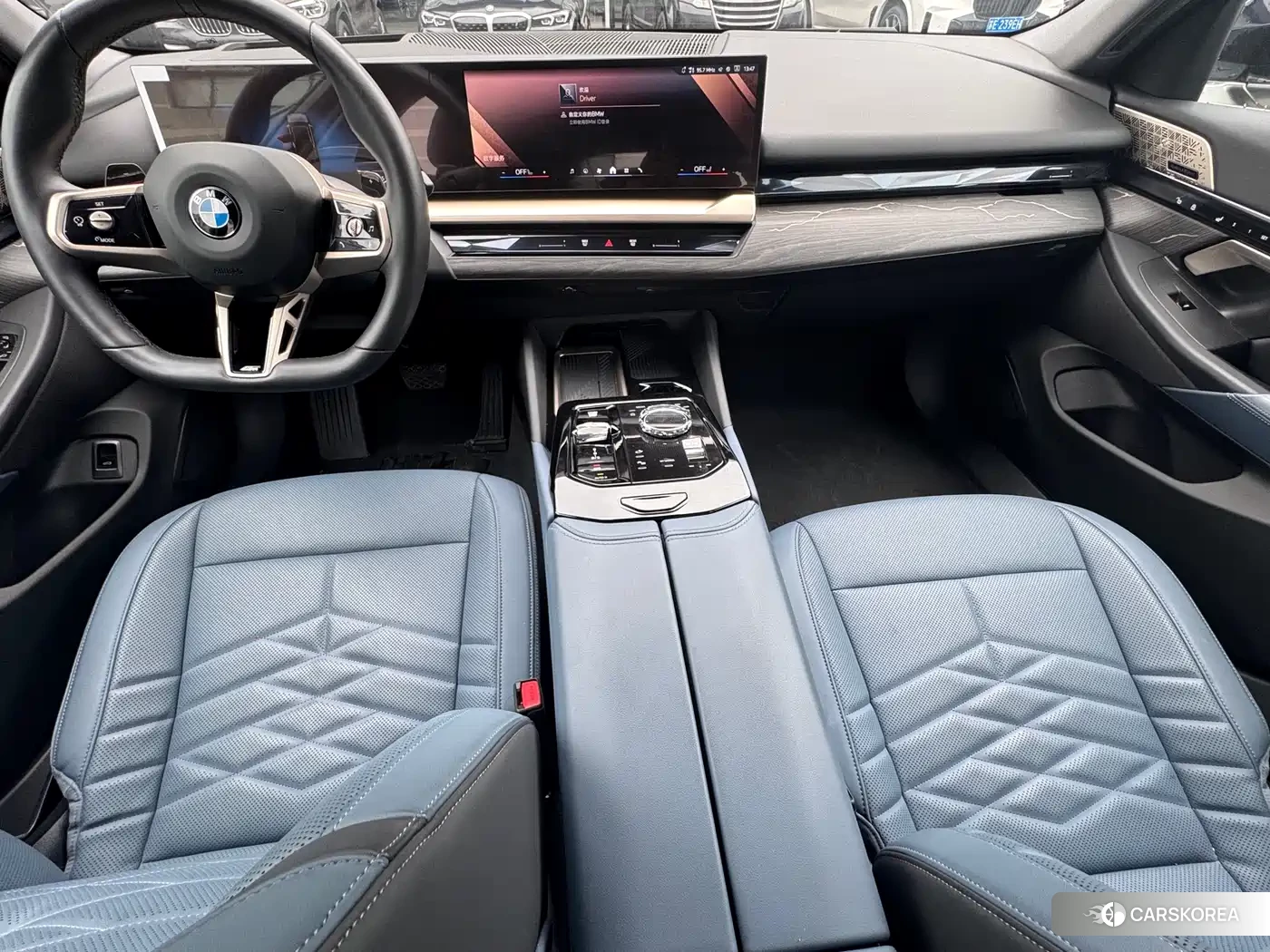 BMW 5 series 2025 Черный из Китая, фото 4