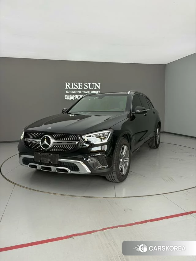 Mercedes-Benz GLC 2021 Черный из Китая, фото 4