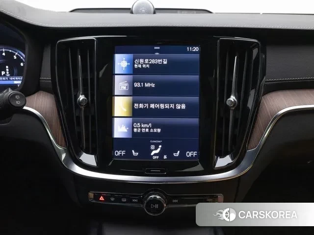 Volvo V60 Cross-Country 2nd Generation 2020 Белый из Кореи, фото 4