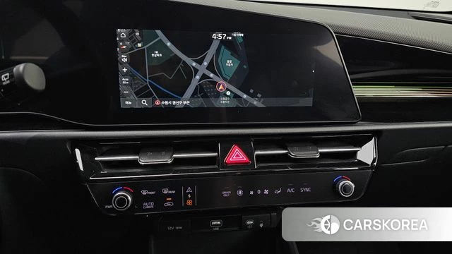 Kia Di Ol Nu Niro 2022 Белый из Кореи, фото 4