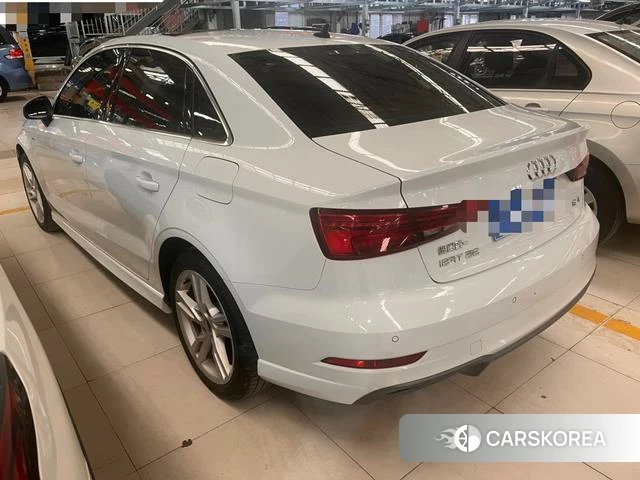 Audi A3 2021 Белый из Китая, фото 4