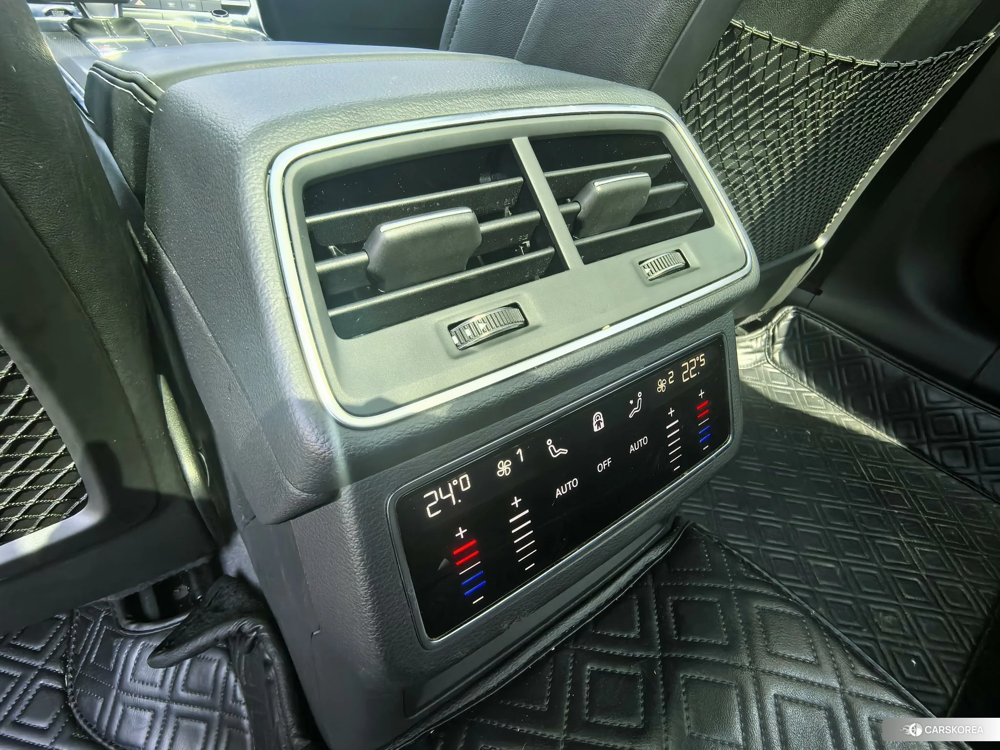 Audi A6L 2021 Черный из Китая, фото 4