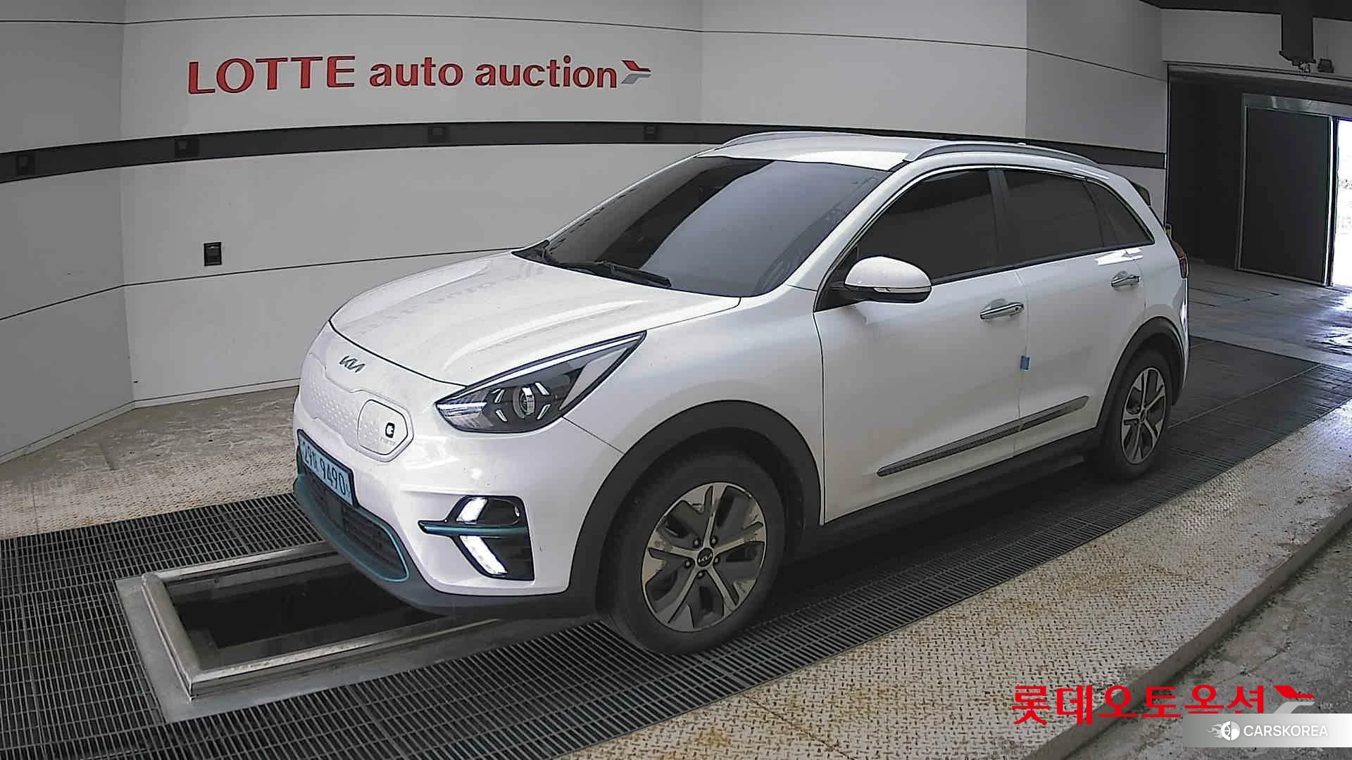 Kia Niro EV 2022 Snow White Pearl (optional) из Кореи, фото 4