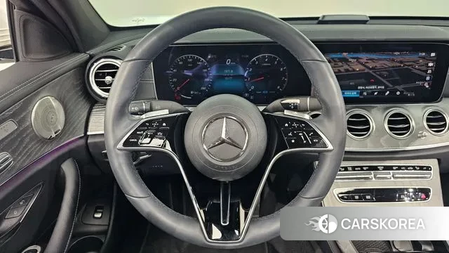 Mercedes-Benz E-Class W213 2022 Белый из Кореи, фото 4