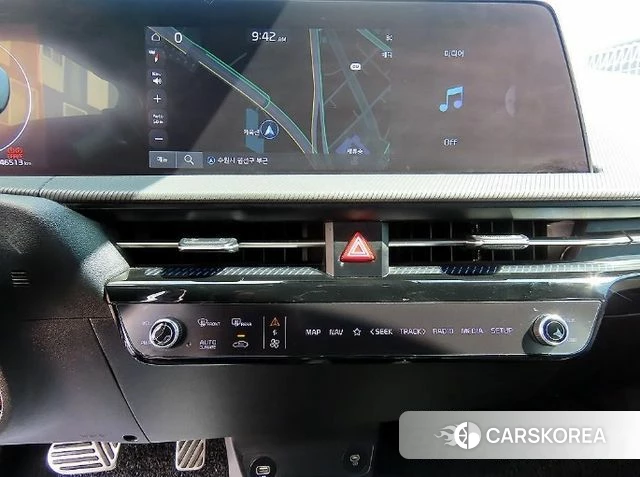 Kia EV6 2022 Серебристо-серый из Кореи, фото 4