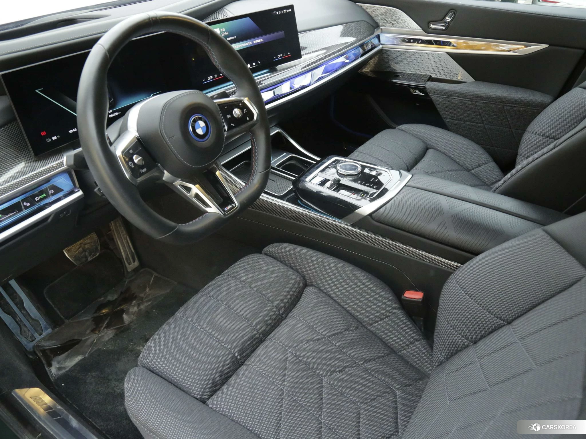 BMW i7 2023 Черный из Китая, фото 4