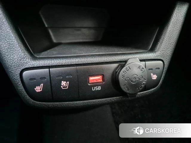 Kia The New Kia Ray 2022 Белый из Кореи, фото 4