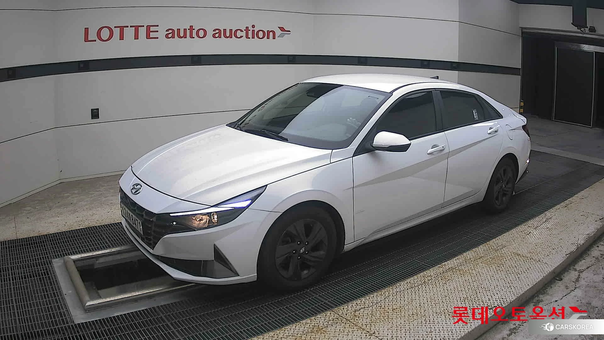 Hyundai Avante Hybrid 2022 Polar White из Кореи, фото 4