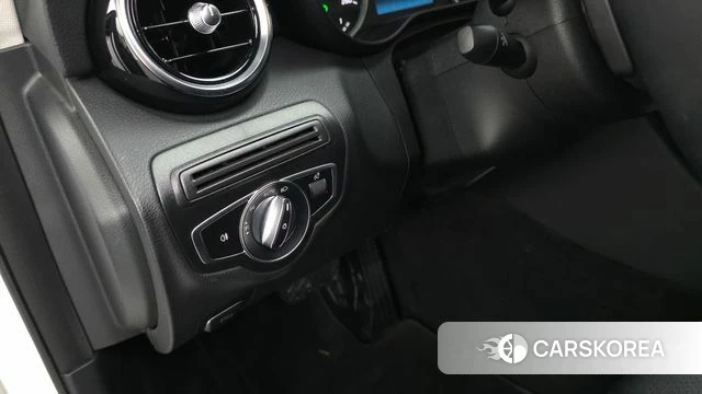 Mercedes-Benz C-Class W205 2019 Белый из Кореи, фото 4