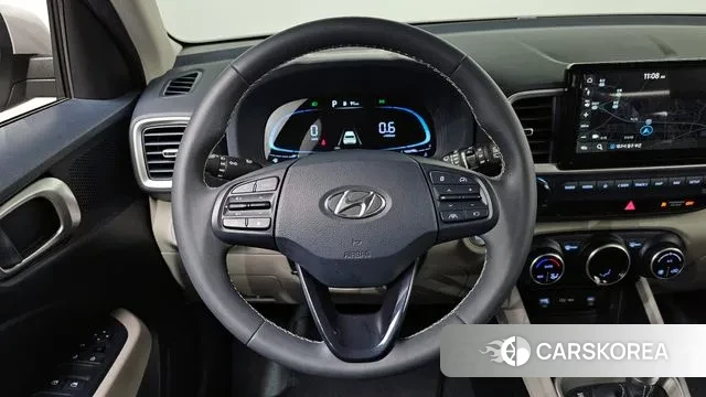 Hyundai Venue 2023 Серебристо-серый из Кореи, фото 4