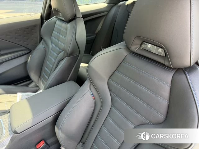 BMW 2 series (imported) 2023 Серебристо-серый из Китая, фото 4