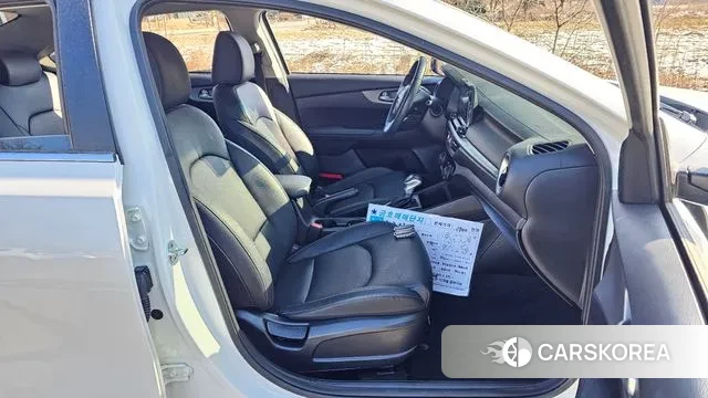 Kia Come New K3 2021 Белый из Кореи, фото 4