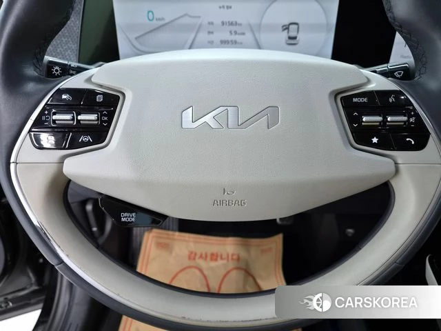 Kia EV6 2022 Черный из Кореи, фото 4