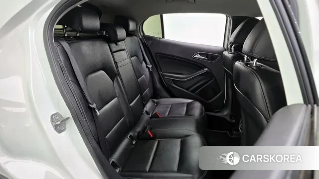 Mercedes-Benz GLA-Class X156 2019 Белый из Кореи, фото 4