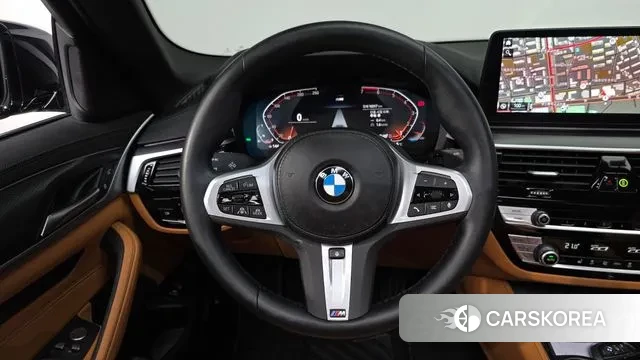 BMW 5 Series (G30) 2023 Черный из Кореи, фото 4