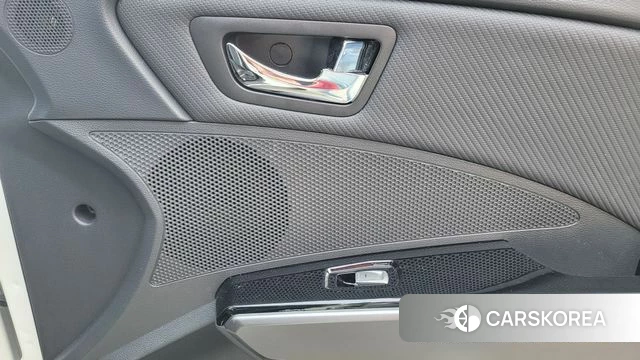 Ssangyong Tivoli Air 2019 Белый из Кореи, фото 4