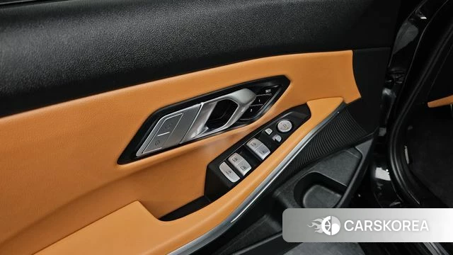 BMW 3 Series (G20) id 3877751 из Кореи 4