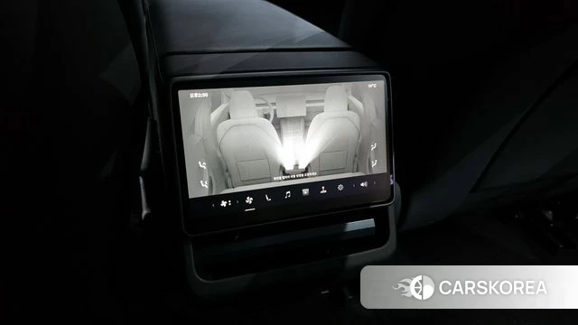 Tesla Model 3 2024 Белый из Кореи, фото 4