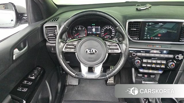 Kia Sportage The Bold 2021 Серебристо-серый из Кореи, фото 4