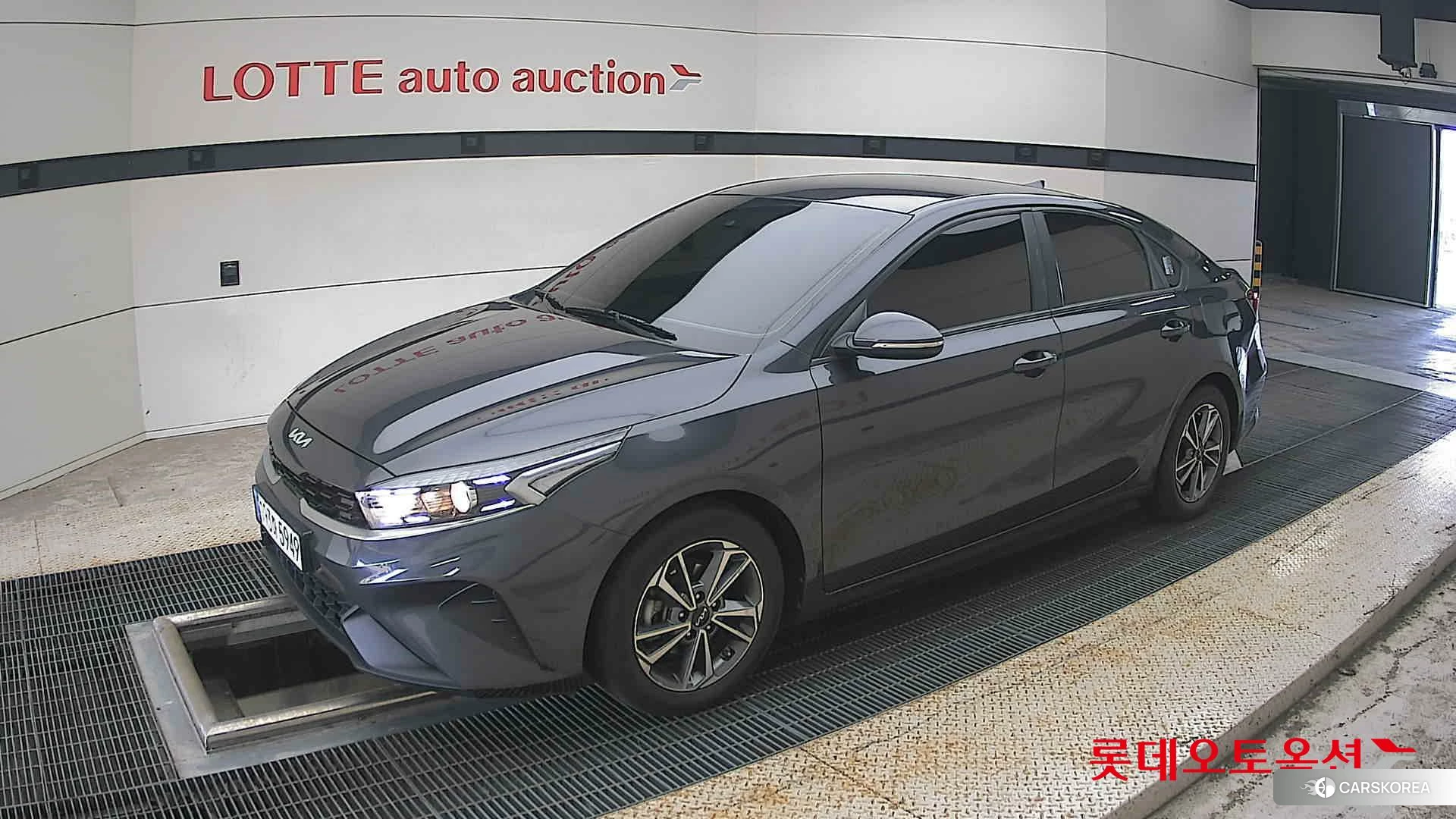 Kia K3 2022 Platinium Graphite из Кореи, фото 4