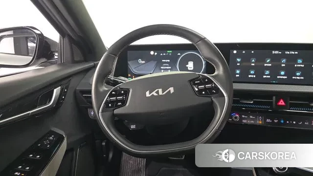 Kia EV6 2022 Серебристо-серый из Кореи, фото 4