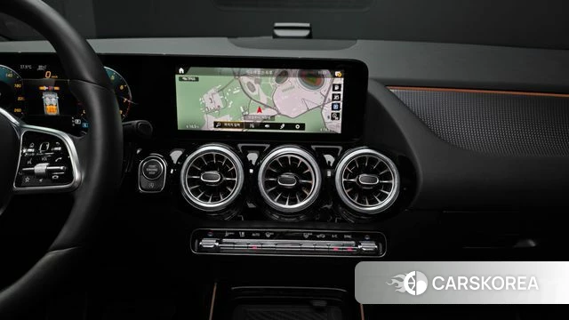 Mercedes-Benz GLA - Class H247 2021 Белый из Кореи, фото 4