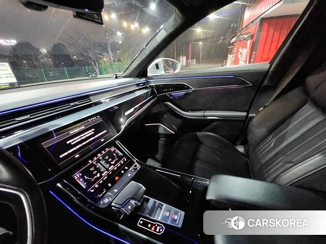 Audi A8 (D5) 2020 Серебряный из Кореи, фото 4