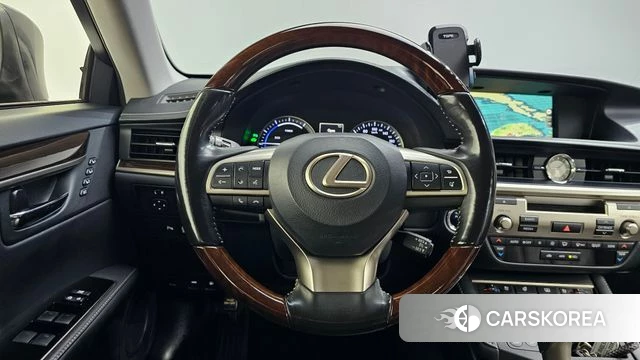 Lexus New ES300h 2018 Серый из Кореи, фото 4