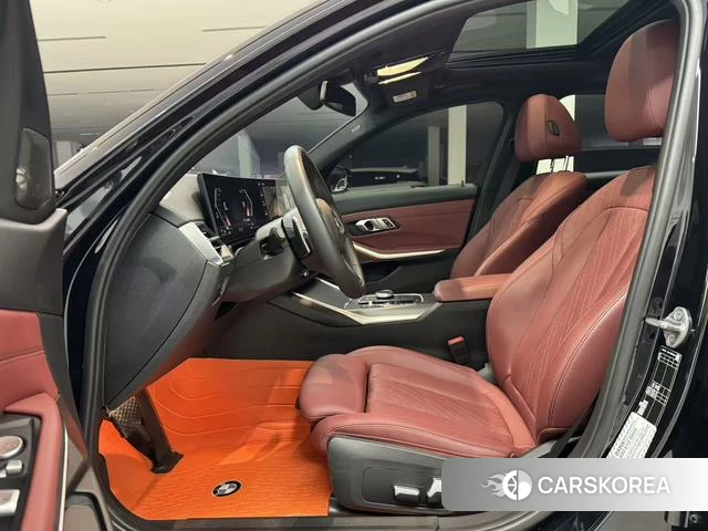 BMW 3 series 2023 Черный из Китая, фото 4