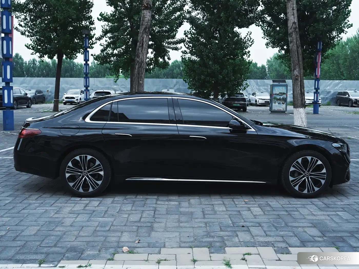 Mercedes-Benz E-Class 2025 Черный из Китая, фото 4