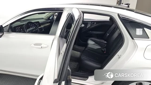 Kia K8 2023 Белый из Кореи, фото 4