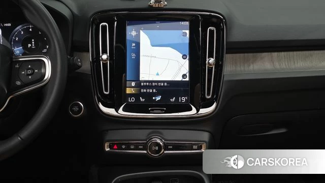 Volvo XC40 2019 Белый из Кореи, фото 4