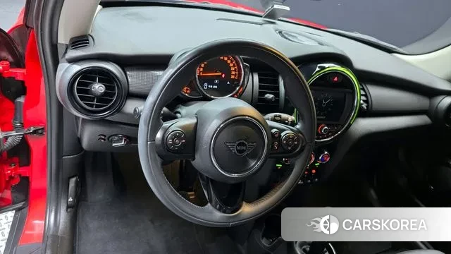 Mini Cooper 2020 Красный из Кореи, фото 4