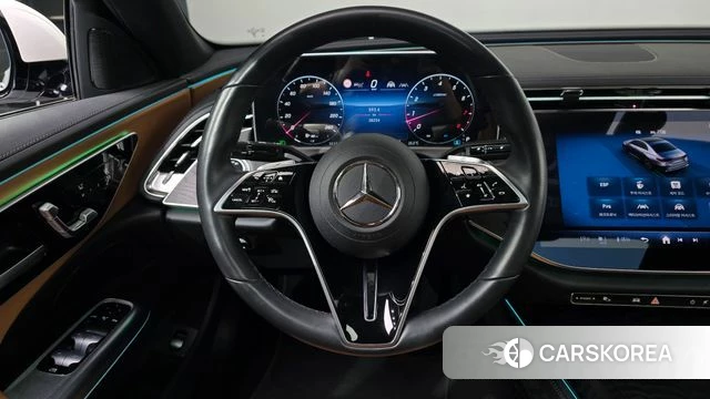 Mercedes-Benz E-Class W214 2024 Белый из Кореи, фото 4