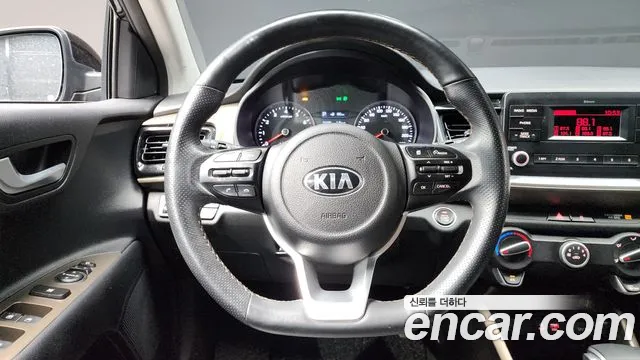 Kia Stonic 2020 Черный из Кореи, фото 4