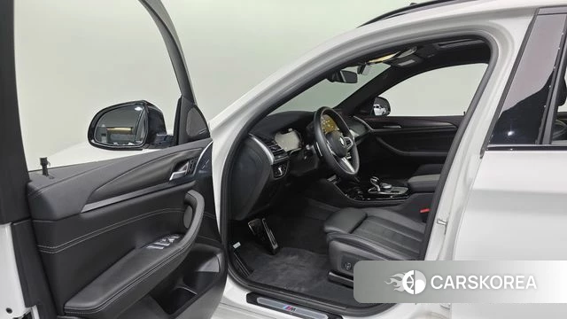 BMW X4 (G02) 2025 Белый из Кореи, фото 4