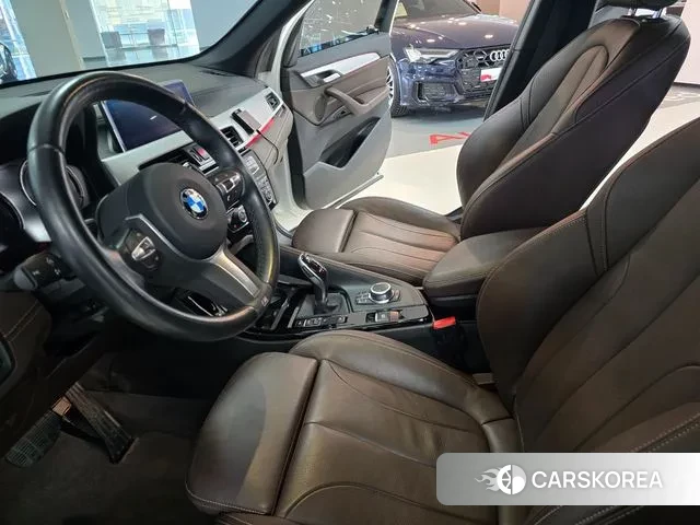 BMW X1 (F48) 2022 Белый из Кореи, фото 4