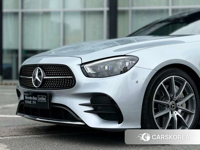 Mercedes-Benz E-class (imported) 2021 Серебристо-серый из Китая, фото 4