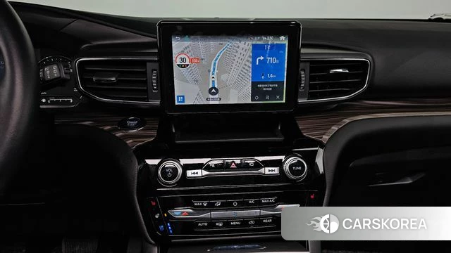 Ford Explorer 6th Generation 2022 Белый из Кореи, фото 4