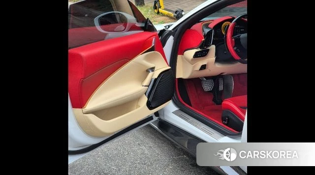 Ferrari Rome 2022 Белый из Кореи, фото 4