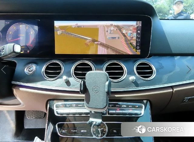 Mercedes-Benz E-Class W213 2019 Белый из Кореи, фото 4