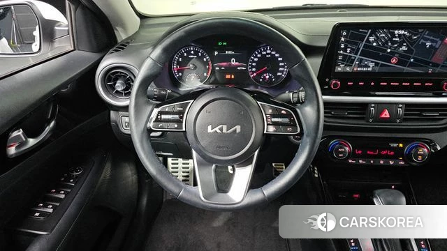 Kia The New K3 2nd generation 2024 Белый из Кореи, фото 4