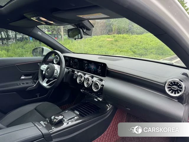 Mercedes-Benz Class A 2021 Белый из Китая, фото 4