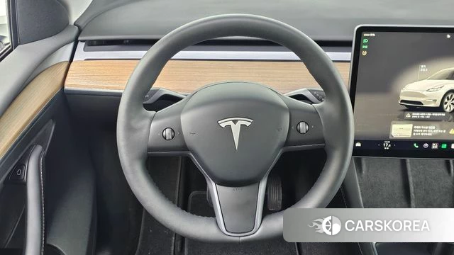 Tesla Model Y 2023 Белый из Кореи, фото 4