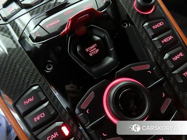 Lamborghini Aventador 2018 Белый из Кореи, фото 4