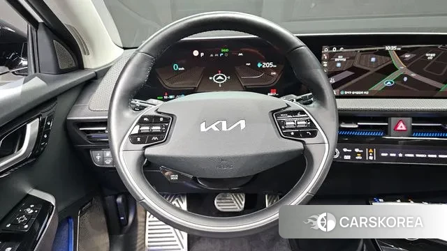 Kia EV6 2023 Белый из Кореи, фото 4
