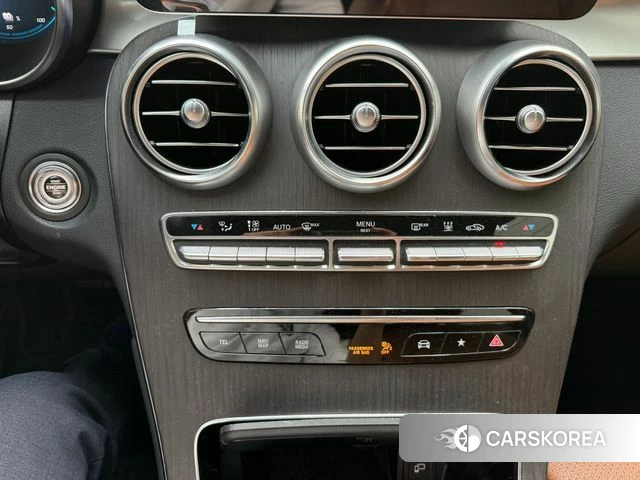 Mercedes-Benz GLC-Class X253 2021 Черный из Кореи, фото 4