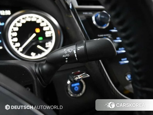 Toyota Camry (XV70) 2018 Белый из Кореи, фото 4