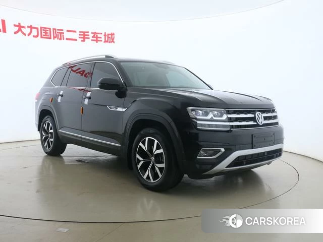 Volkswagen Tourang 2021 Черный из Китая, фото 4
